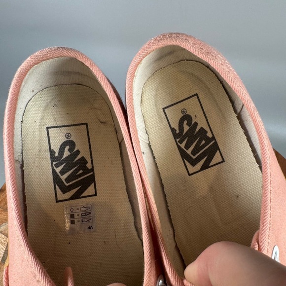 Vans Authentic Pink Canvas Gum Sole Low Top Sneakers Womens 8 Mens 6.5 - Picture 7 of 8